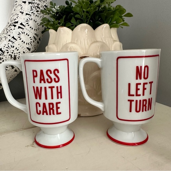 Vintage Royal Arnart 5th Avenue Pedestal Coffee Cups Mugs Ceramic Car Humor MCM - Picture 5 of 8